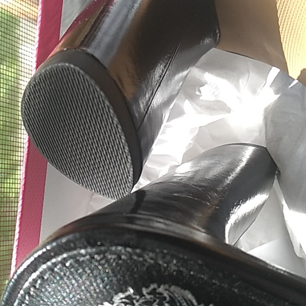 Vince Camuto Black High Heel Peep-Toe Shoes - Picture 9 of 10